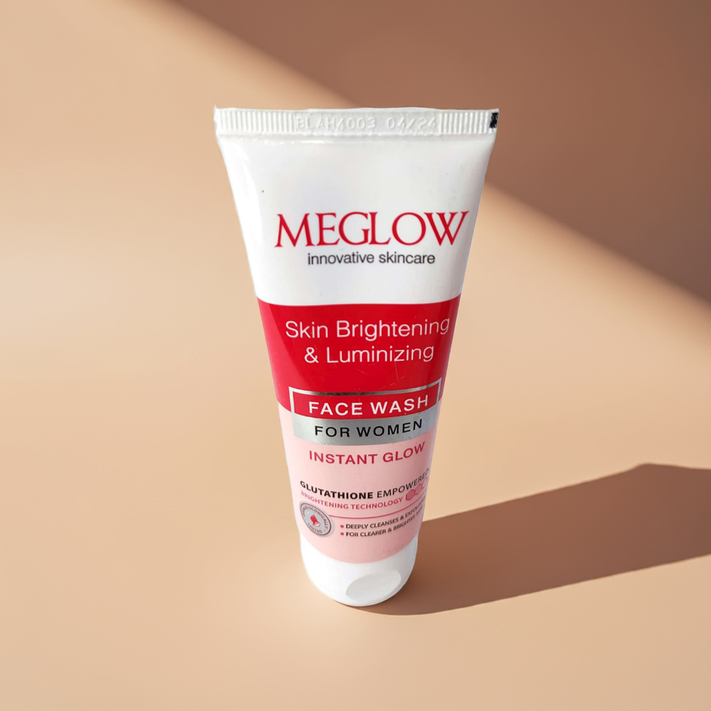 Meglow Women Instant Glow Face Wash 70g (Pack Of 2)